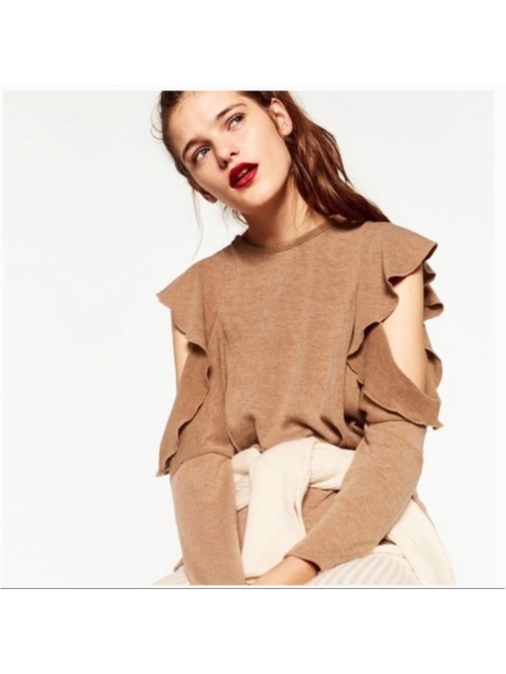 Zara Woman Collection B Gray Ruffle Cold Shoulder Sweater Size M